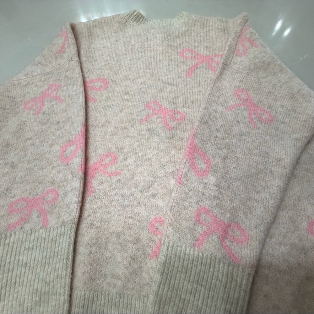CeCe Women's Ribbon 🎀 Cream and Pink Baggy Sweater, Large - Picture 4 of 7